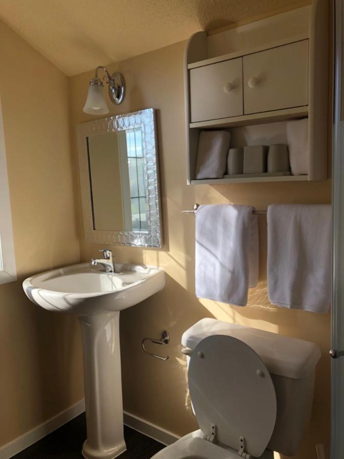 Jason House - Immaculate Suites In A Quiet Seaside Neighbourhood Near Uvic Victoria Exteriér fotografie